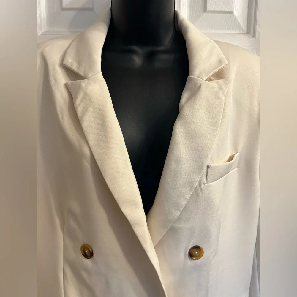 Steve Madden Women's White Double-Breasted Blazer Sz M NWT
